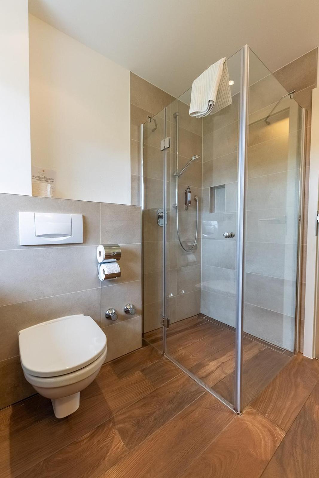 Chiemseestern Vacation & Recreation "Adults Only" Gstadt am Chiemsee Δωμάτιο φωτογραφία